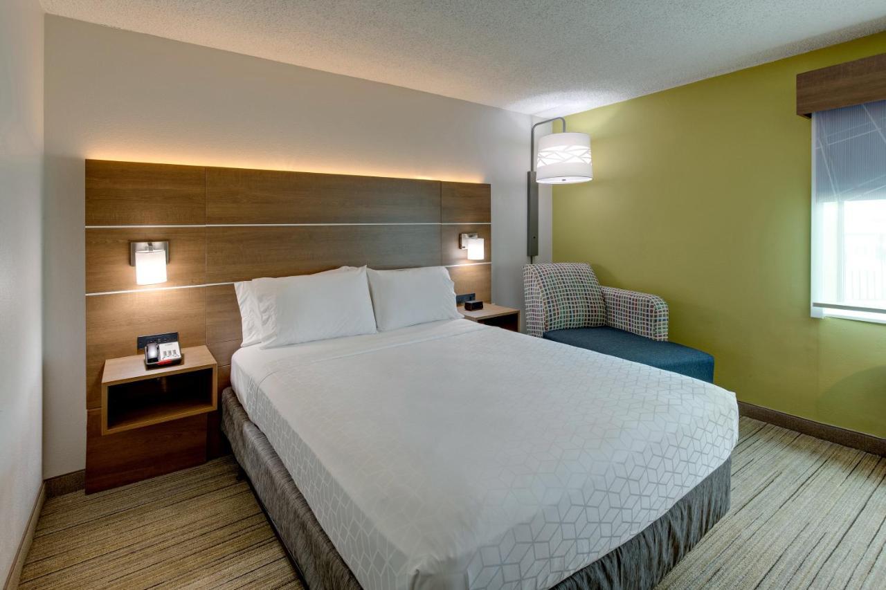 Holiday Inn Express Nashville W-I40, An Ihg Hotel מראה חיצוני תמונה