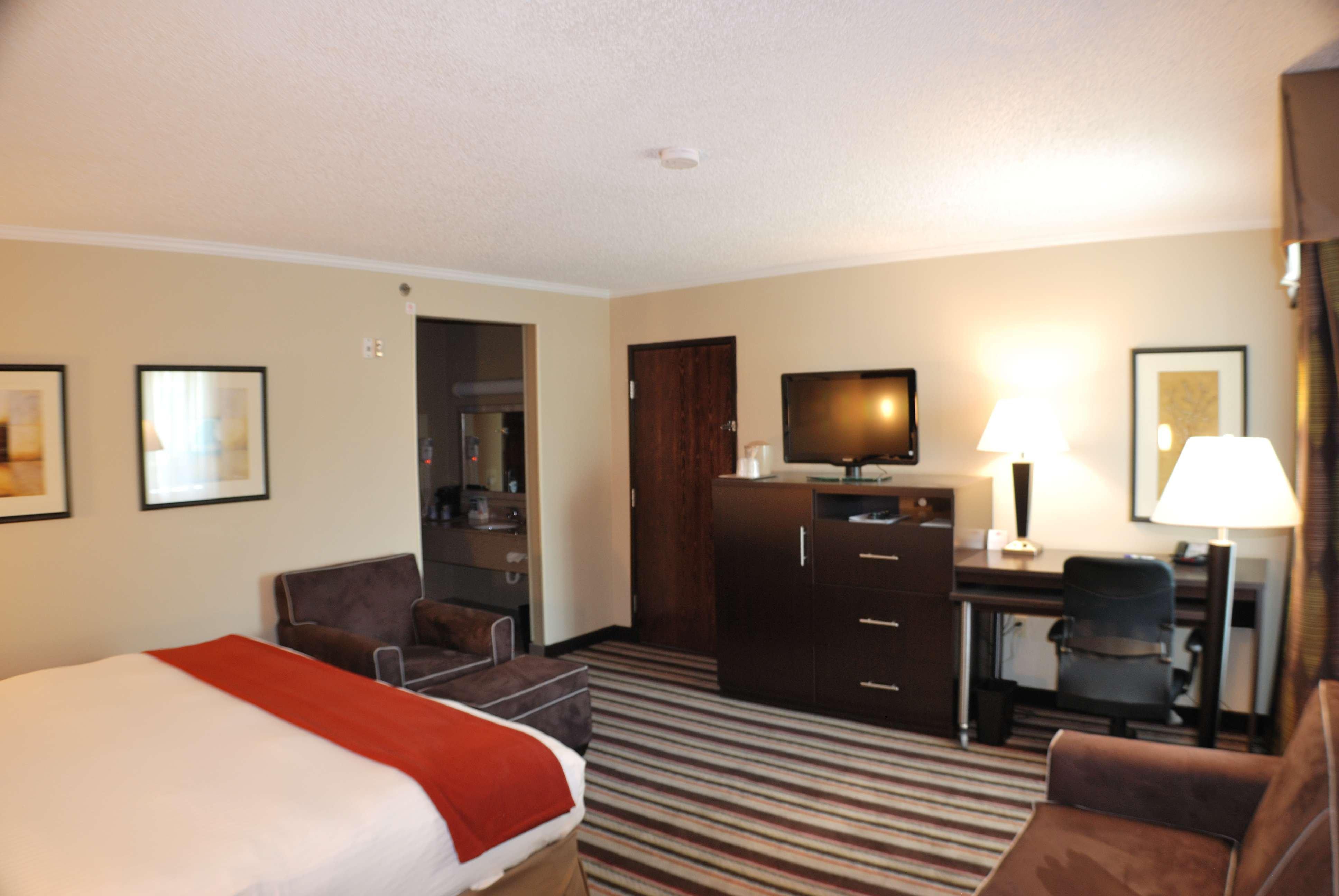 Holiday Inn Express Nashville W-I40 By Ihg מראה חיצוני תמונה