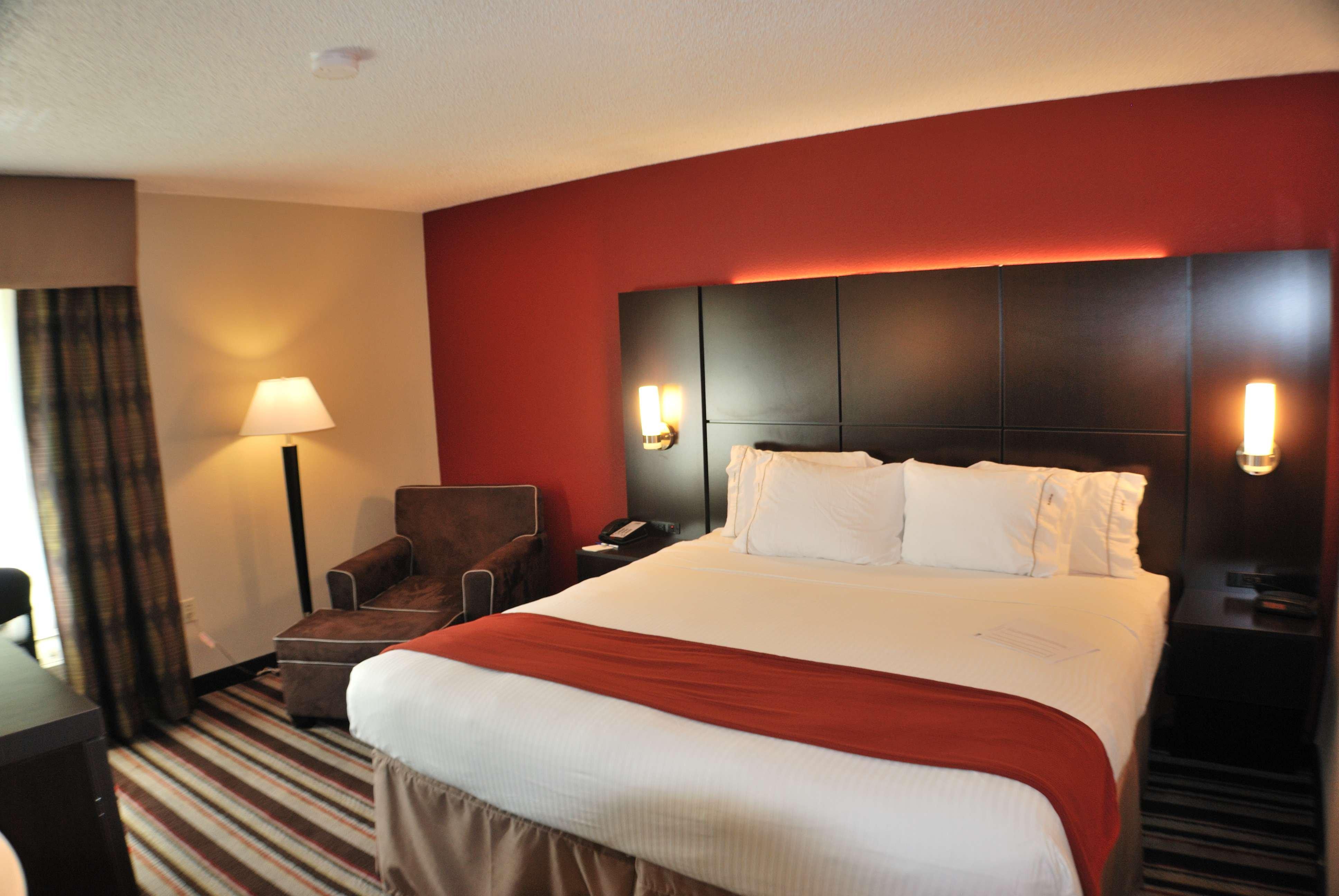 Holiday Inn Express Nashville W-I40 By Ihg מראה חיצוני תמונה