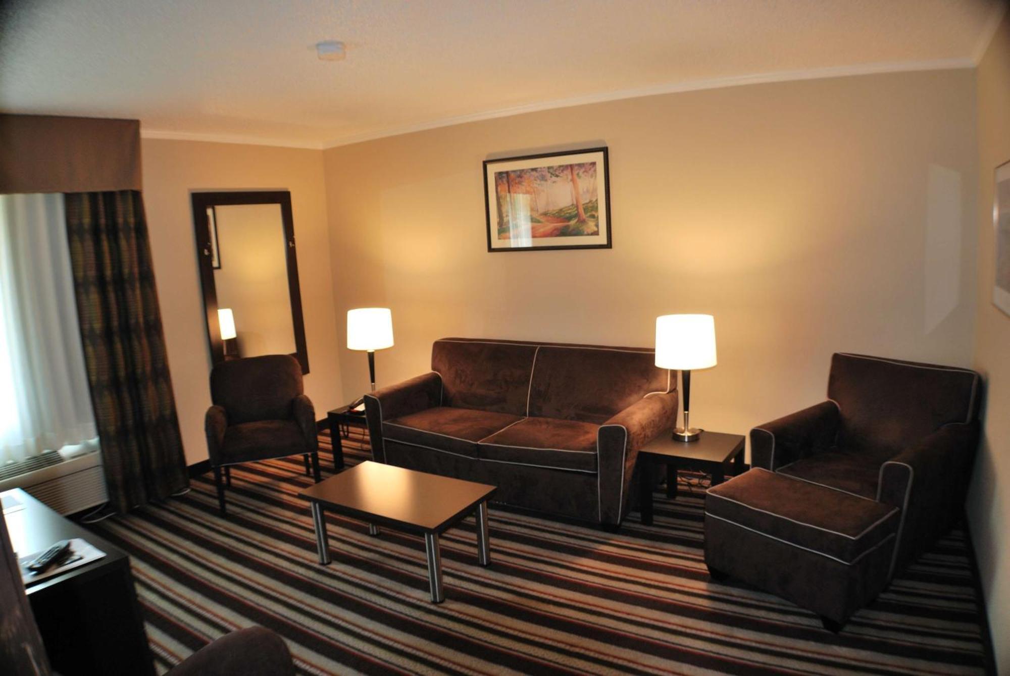 Holiday Inn Express Nashville W-I40 By Ihg מראה חיצוני תמונה