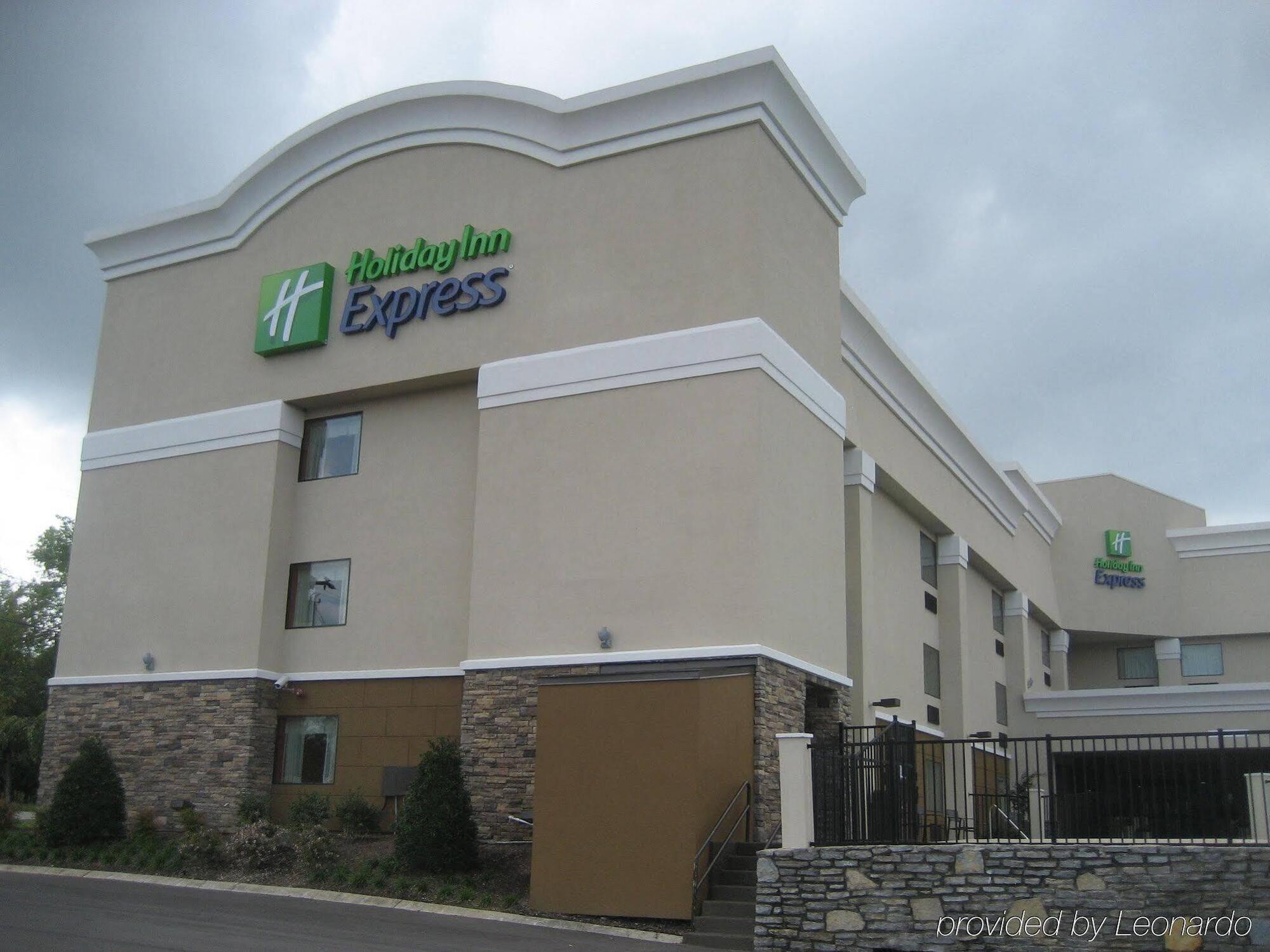 Holiday Inn Express Nashville W-I40 By Ihg מראה חיצוני תמונה